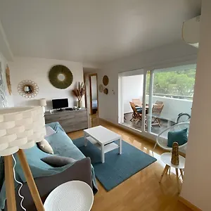 https://superbe-appartement-renove-residence-avec-piscine.topcostabravahotels.com